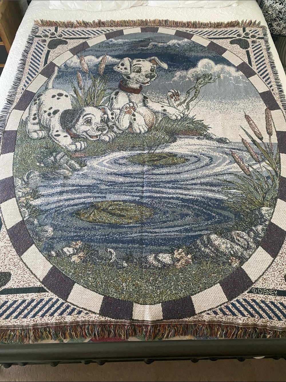 Vintage 90’s Disney 101 Dalmatians woven tapestry throw blanket